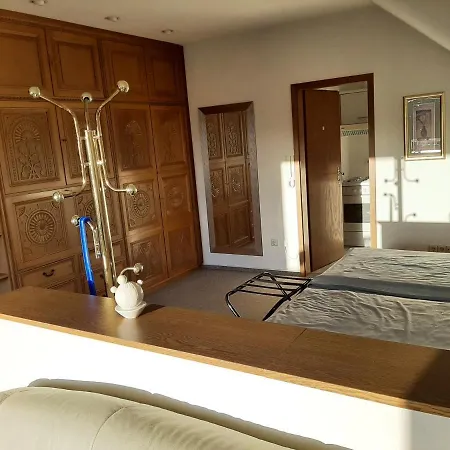 Garni La Hotel 3*